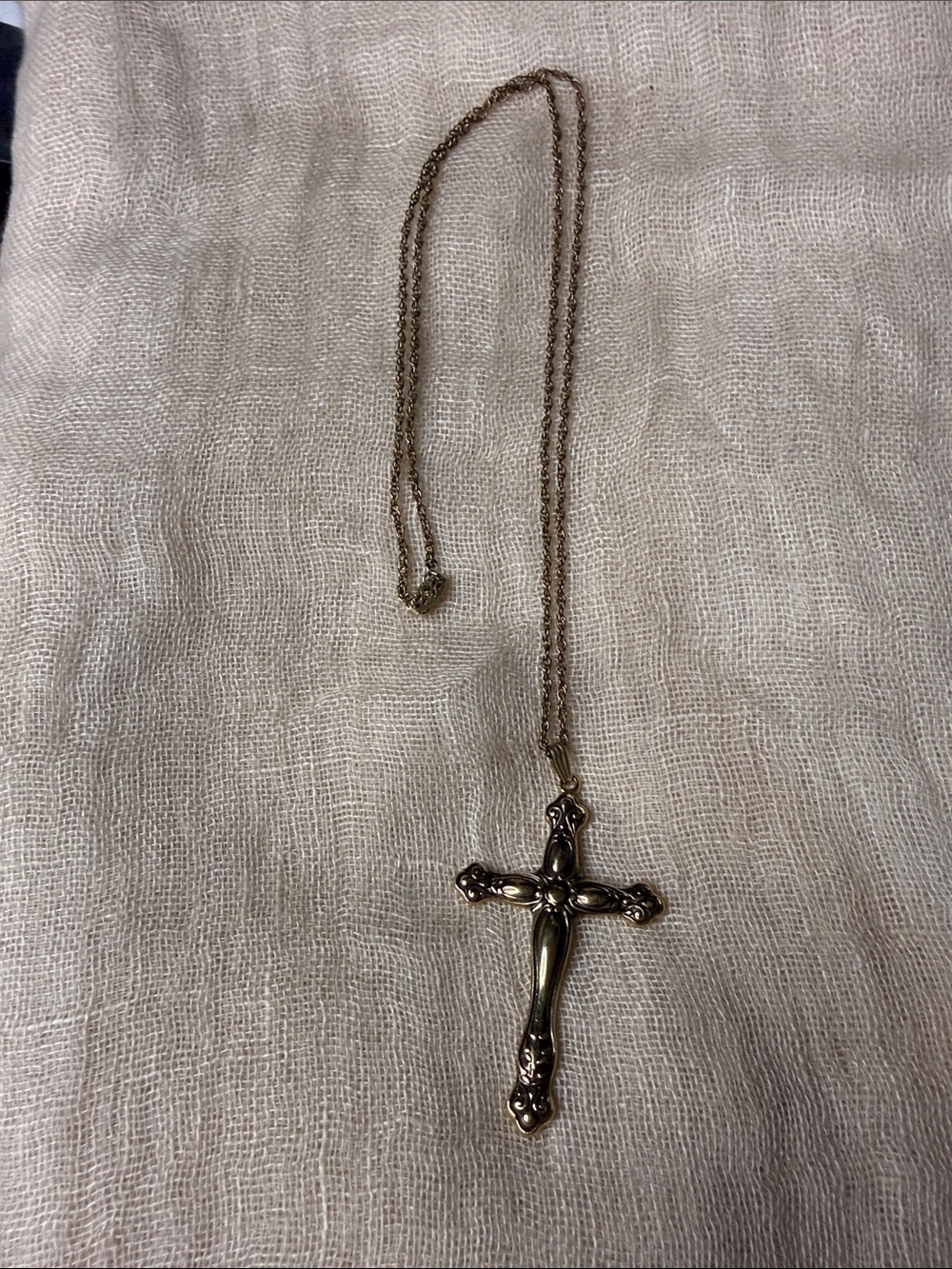 Vintage LaMode Mid Century Ornate Baroque Cross Pendant Necklace Gold Tone